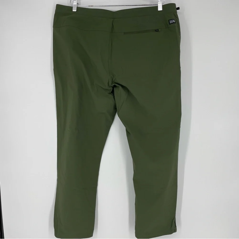 Mountain Hardwear Mens AP Pants 42x32 Green Hiking EUC outdoor